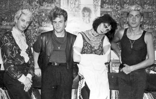 siouxsielover:Siouxsie and the Banshees with JVC (1984)