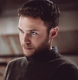[Image: tumblr_pidzlrBi3U1ujq9q2o1_400.gif]