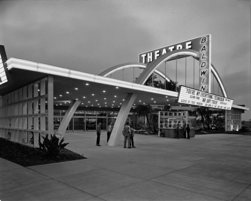 yesterdaysprint:Baldwin Hills Theatre, Los Angeles, 1949