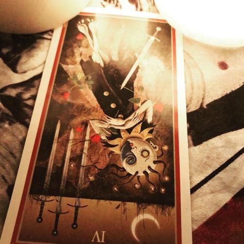 #autumntarot Day 9: I will allow myself a day of rest, retreat,...