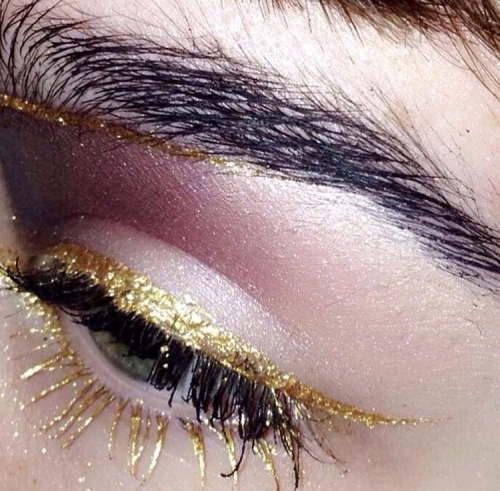 metallic makeup on Tumblr