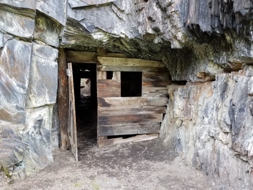 Some Hiking in the Black Hills.Went to Miner’s Hotel