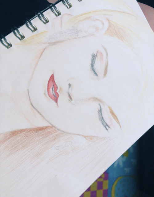 thelovelyartist