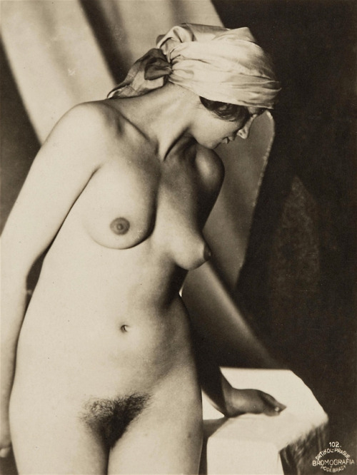 joeinct:Untitled, Photo by Frantisek Drtikol, 1920s