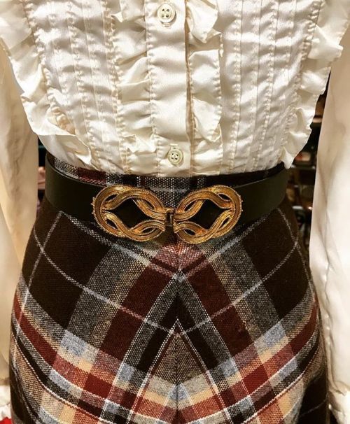 Mix n’ match vintage textures π
.
.
#70sfashion #70sstyle #1970sfashion #1970svintage #vintagefashion #vintagelook #vintageootd #genuinevintage #plaidskirt #modcloset #elkhart — view on Instagram http://bit.ly/2McjaQT