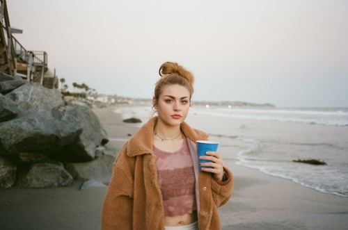 msukkar:Frances Bean CobainMalibu, CA