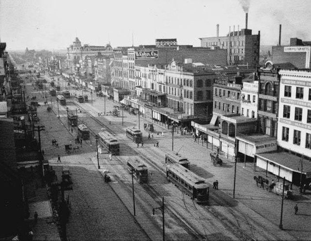 Trains — Canal Street, New Orleans, Louisiana, 1905.