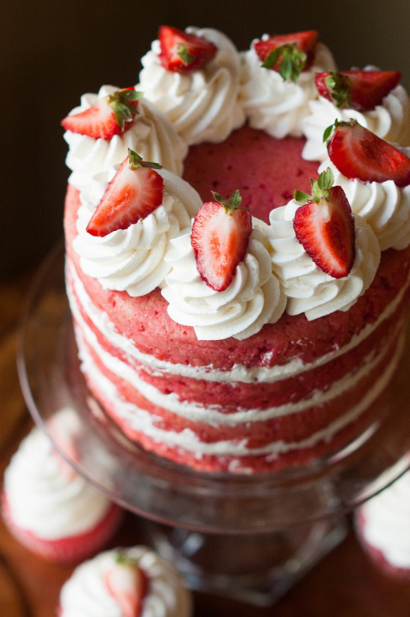 Strawberries And Cream Sponge Cake With Recipe Foodie Booty 