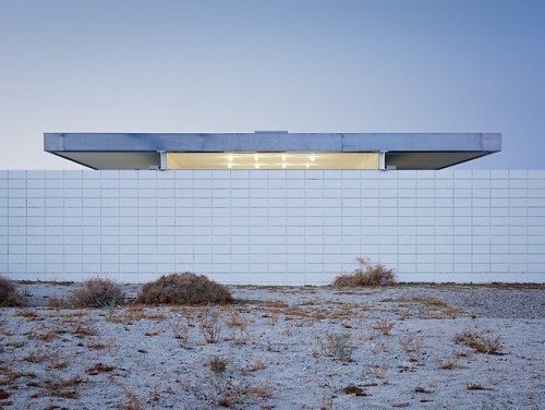 finn-wilkie:Jim Jennings, Desert Retreat, Palm Springs,...