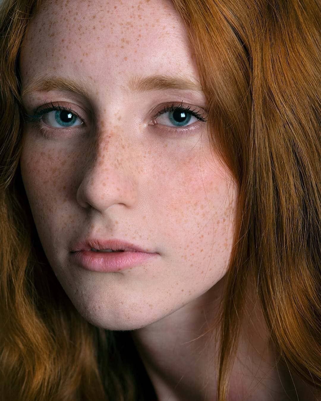 Beaucoup Freckles Redheads — Comics Redhead Redhead 990 Lucilla Materazzi 