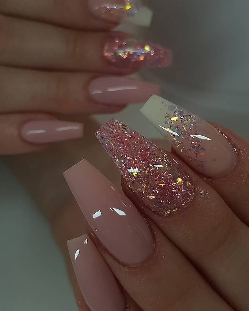 pink and white nails, tj nails, today, yorkfashion, fashionstyle Glitter Nailsnailsvibez By posh_nails_sara 