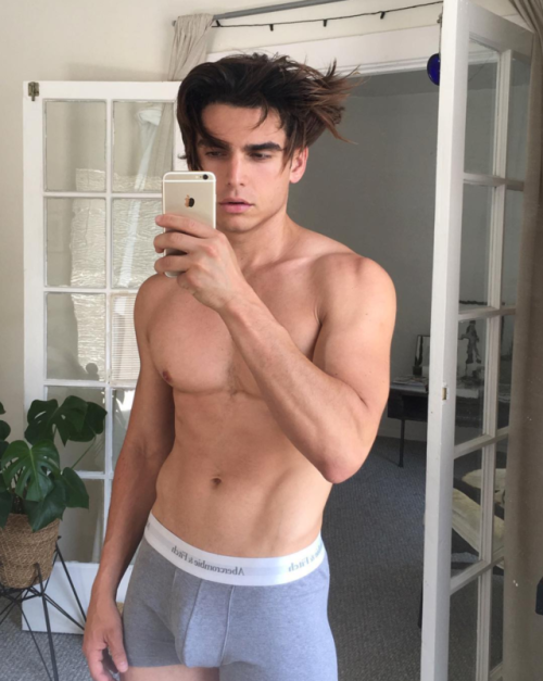 I Snapped A Photo With My Bedhead Hair After Quinn Wouldnt Stop Cuddling Me I Could Get Used To This Derek Here Had A Little Accident When I Stole His I Snapped A Photo With My Bedhead Hair After Quinn Wouldnt Stop Cuddling Me I Could Get Used To This Derek Here Had A Little Accident When I Stole His