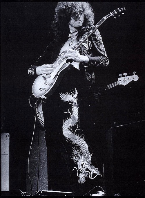 soundsof71:Jimmy Page: The Black Dragon Suit in full effect....