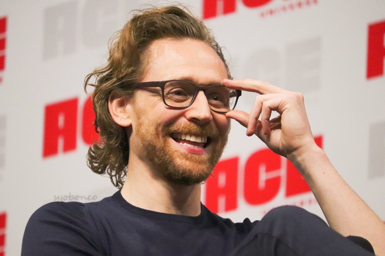 Image result for tom hiddleston ace comic con 2019