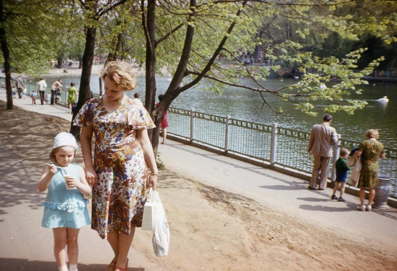 Moscow Zoo pond (1976)