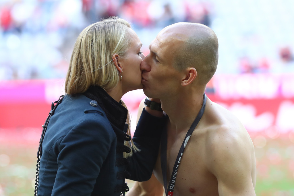 Der Arjen Hats Gemacht Der Arjen Hats Gemacht
