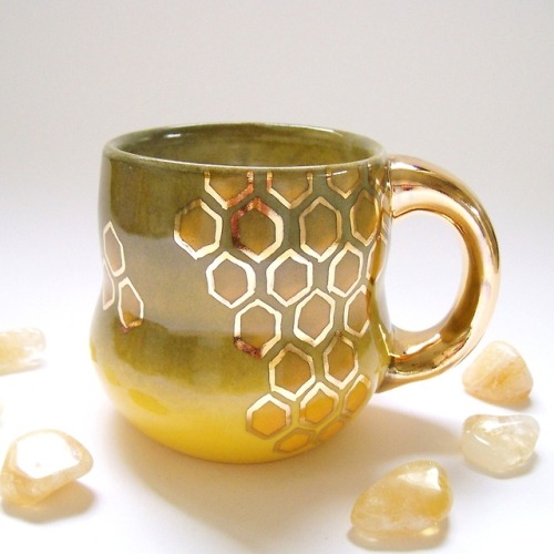 sosuperawesome:Honeycomb Mugs, Cups, Incense Holders and...