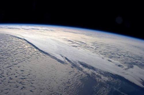 earthstory:Layered cloudsThe haze of the atmosphere’s edge is...