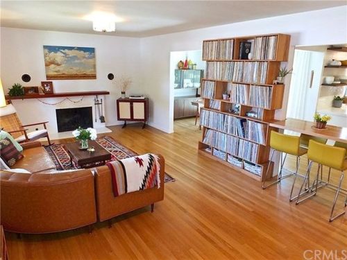 househunting:$739,000/3 br/1440 sq ftLong Beach, CA