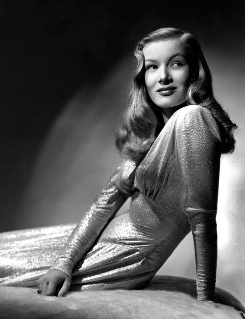 20th-century-man:Veronica Lake