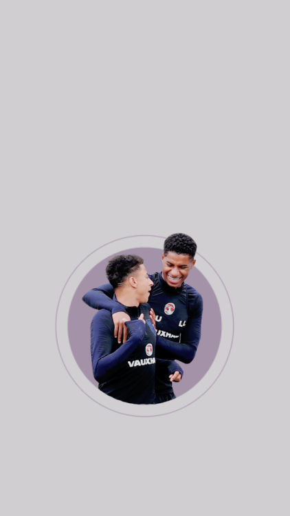 wilfriedzahas:+3 Lingard and Rashford lockscreens requested by...