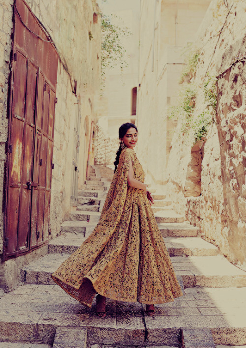 aashiqaanah:Sonam Kapoor for Harper’s Baazar Bride June...