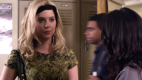Analyzing A Has Anyone Else Noticed Hanna S Constant Hair