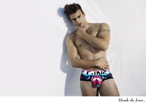 Your Hunk of the Day: Carlos Marti Garcia http://hunk.dj/7195