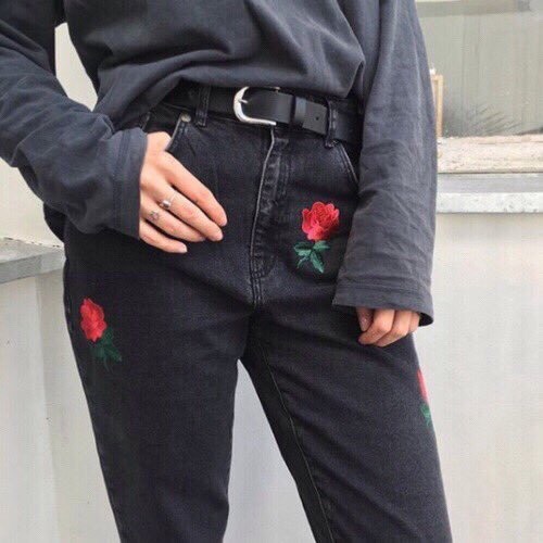women's navy pants outfits