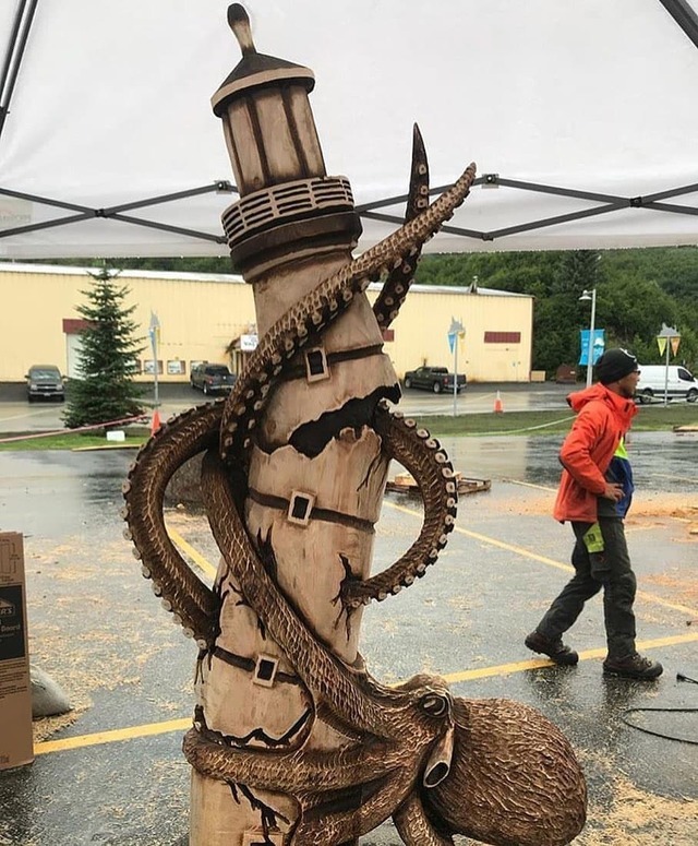 Woodworking Planster — Caption this! By @bkcarving 