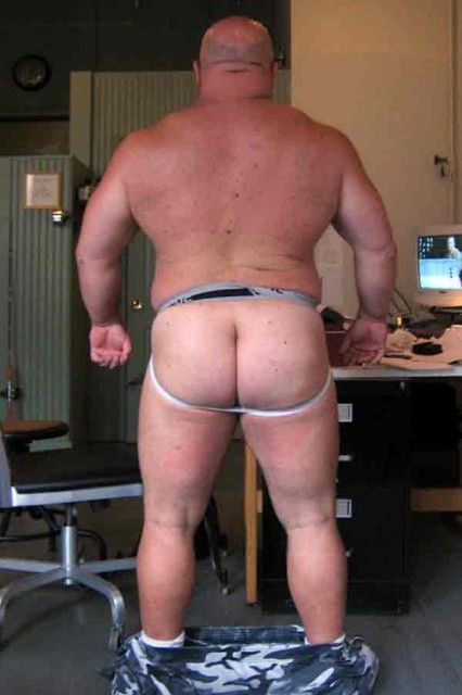 hung4hungcom:hung4hung at www.datedicklive.com. Masculine...