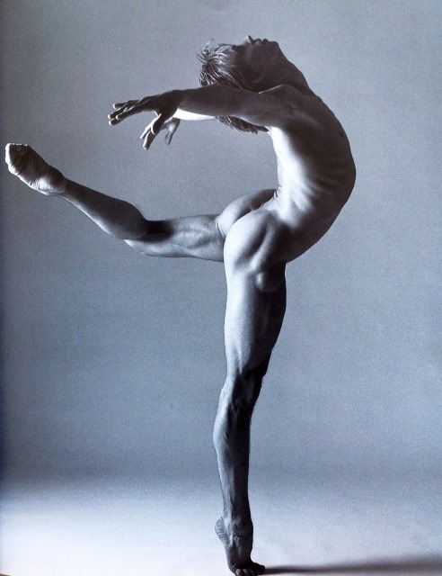 gayartplus:male-ballet:Friday freedomThis series explores a...