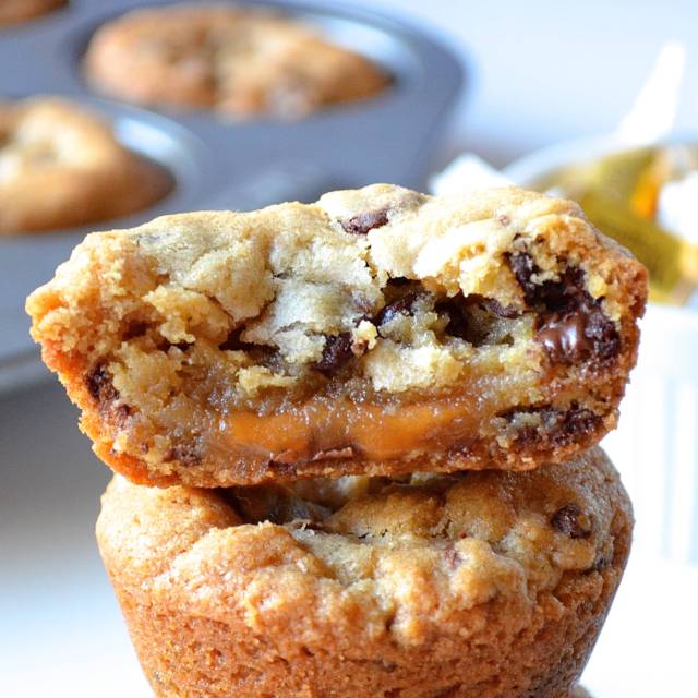 Deep Dish CaramelStuffed Chocolate Chip Cookies