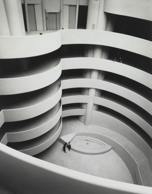 poetryconcrete:An empty Guggenheim, photography by Ezra...