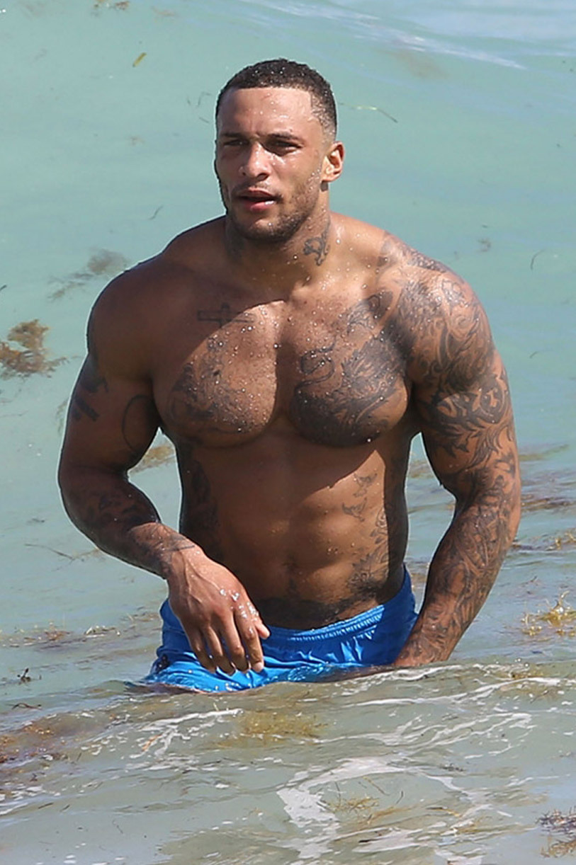 J Strokes Ripped And Shirtless - Naked Black Male Celebs