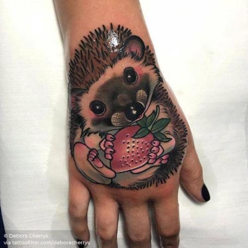 By Debora Cherrys, done at 4ª Tattoo Music Fest Bogotá, Bogotá.... animal;deboracherrys;hedgehog;facebook;twitter;medium size;hand;neotraditional