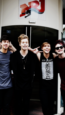 5 Seconds Of Summer Wallpaper Tumblr