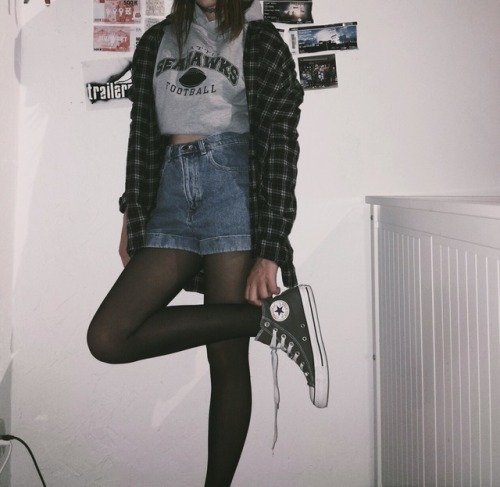 grunge girl on Tumblr