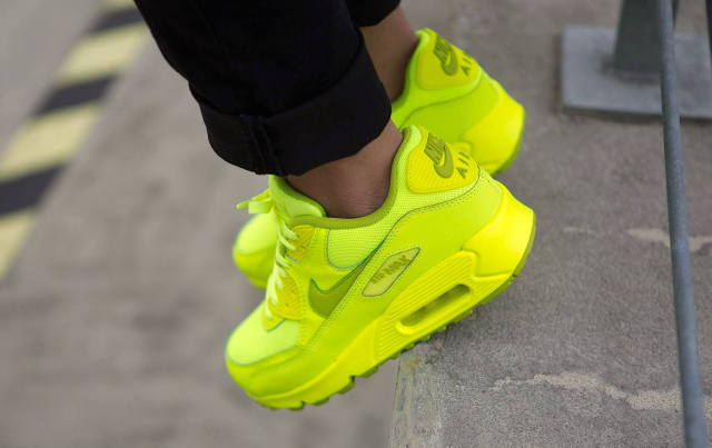 nike air max 90 neon green