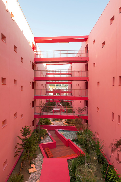 wellplanned-architecture:Redline / Pietri Architectes France,...