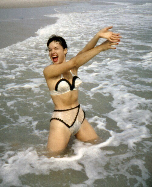 honey–rider:Bettie Page