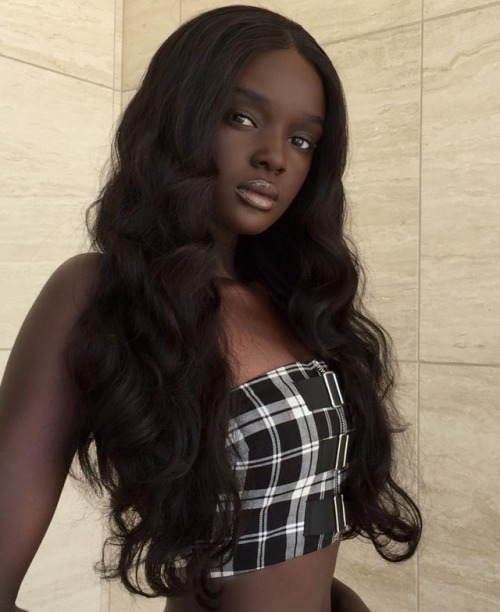 Duckie Thot