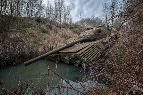 urbanrelicsphotography:LOST PATRIOTOn a cold winter morning,...