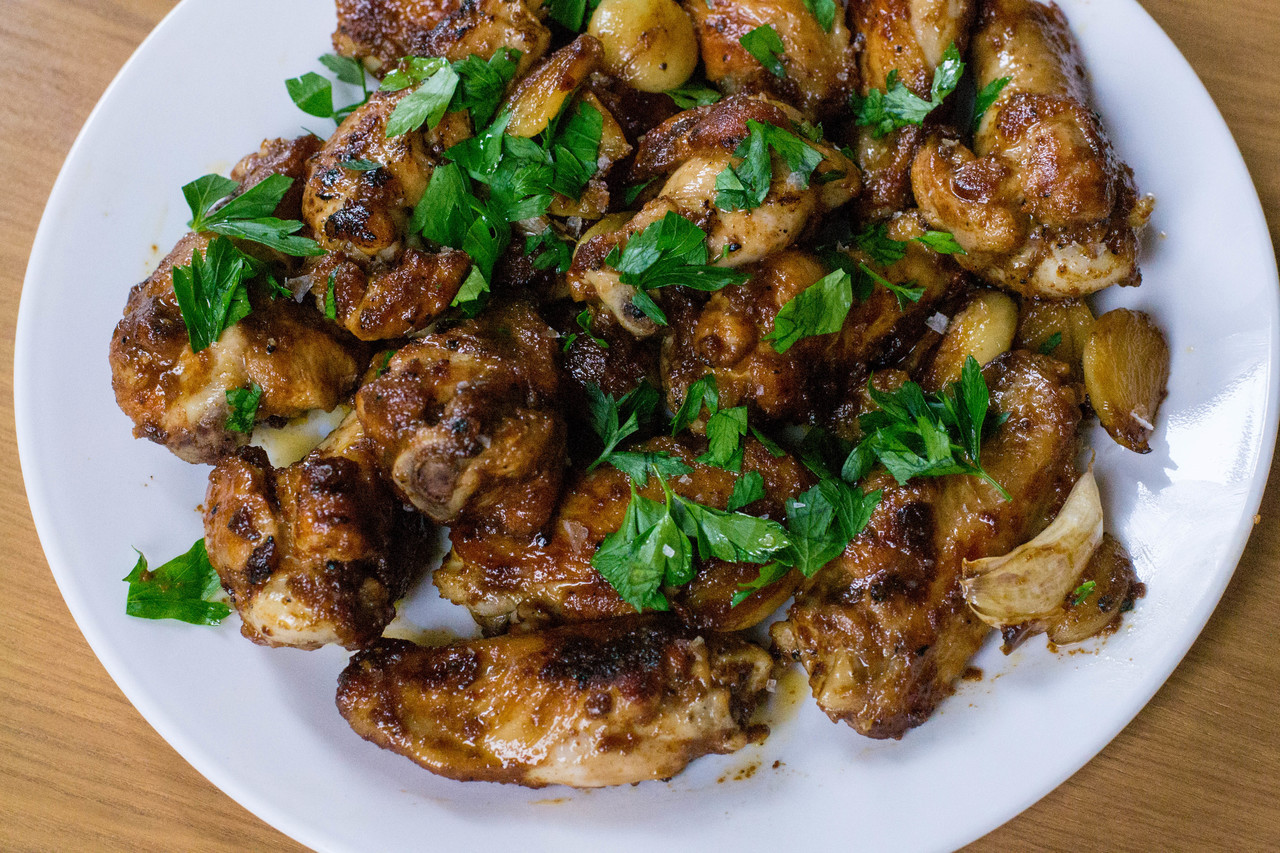 chicken-wings-with-garlic-and-sherry-spanish-style-the-manhattan