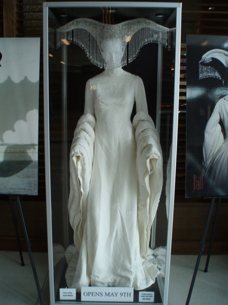 costumeloverz71:Sister Evelyn (Justine Waddell) White dress.....