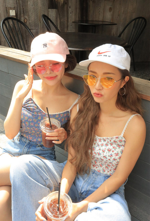 fashion model style eoljang summer fashion may 2017 stylenanda park sora gong soo ah kmodel kfashion kstyle friendship goals fashion goals