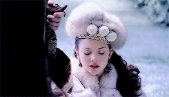 And the rose blooms once more (Margaery) Tumblr_nlbeivu2221qb64kco8_250