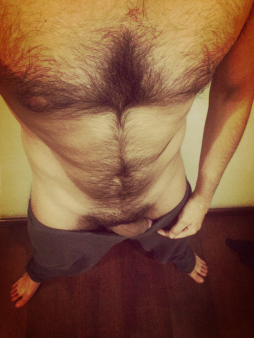 hellodanieloliveira83:Like my naked hairy chest?