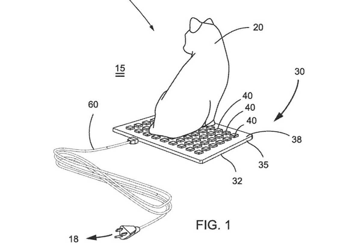 This heated fake keyboard was designed to fool your cat / Boing Boing
It looks like a keyboard. It’s warm. It’s the perfect way to keep your cat from sitting on your real keyboard. Meet the “Laptop or keyboard simulating pet bed.” Patent 10398125,...