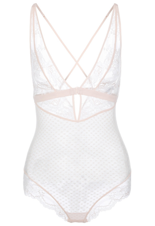 heavenhillgirl:‘Tuberose’ lace bodysuit by La Perla 